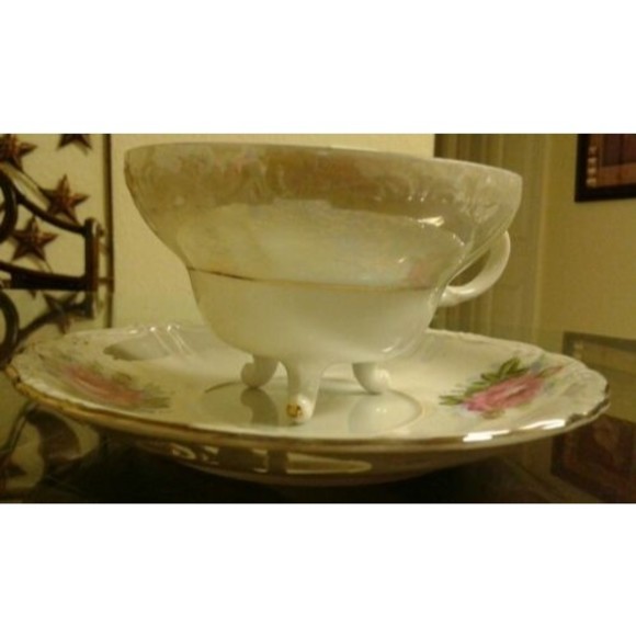 3 Legs Porcelain Lusterware Teacup &  Saucer Set, Pink Rose & Gold Trim Design - Picture 3 of 12